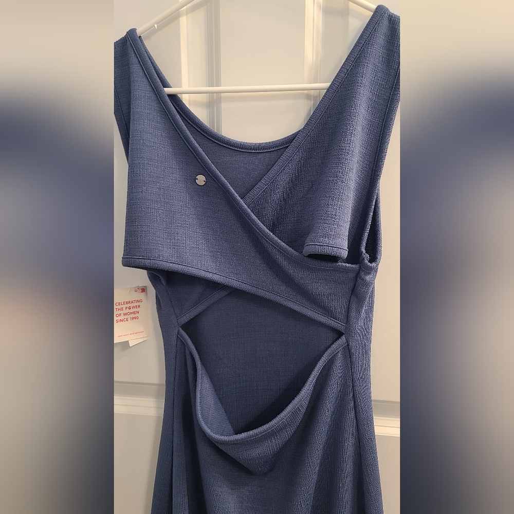 Roxy Open Back Bodycon Maxi Dress - Picture 10 of 10